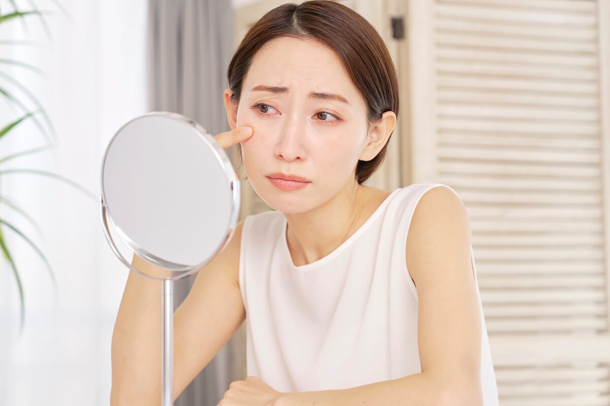薄づきなのにカバー力のあるファンデーションで厚塗り回避・老け見え対策